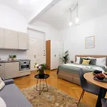 Апартаменты Kampa Park *